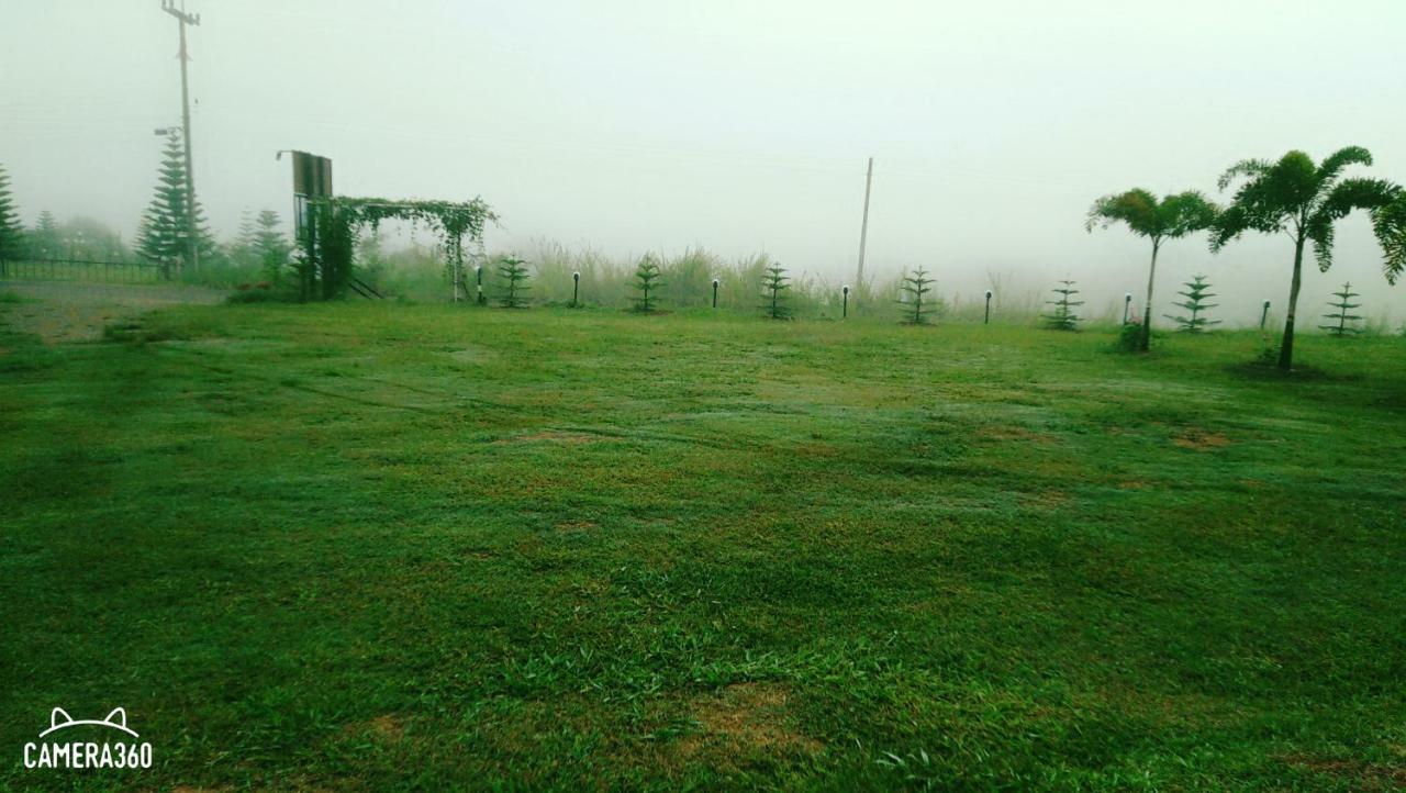 เฟรนด์แคมป์ Villa Khao Kho Exteriör bild